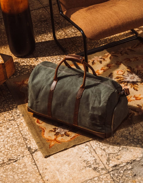 Load image into Gallery viewer, Weekender Bag
