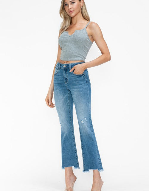Load image into Gallery viewer, bytos Raw Hem Distressed Mid Rise Crop Jeans
