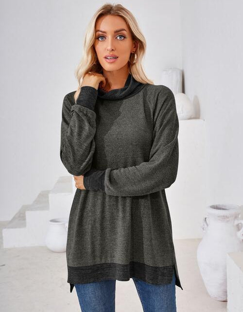 Load image into Gallery viewer, Contrast Mock Neck Long Sleeve T-Shirt
