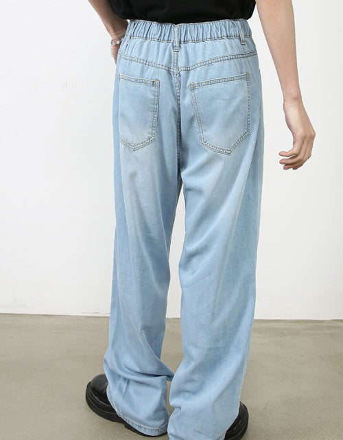 Load image into Gallery viewer, Men's Mid Rise Jeans with Pockets
