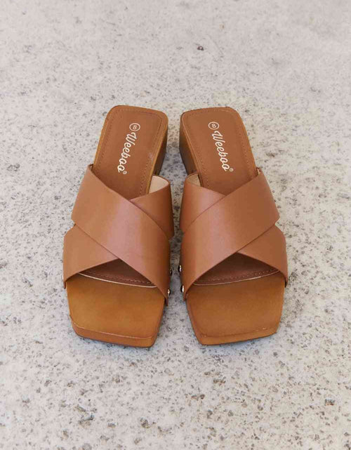 Load image into Gallery viewer, Weeboo Step Into Summer Criss Cross Wooden Clog Mule in Brown
