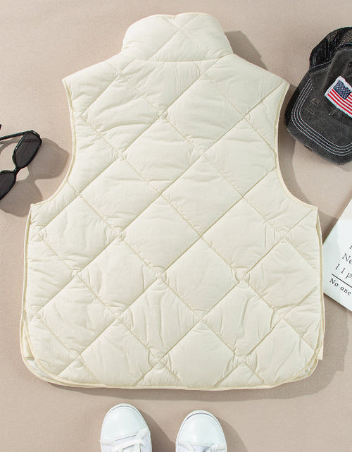 Load image into Gallery viewer, Snap Down Texture Vest Coat with Pockets
