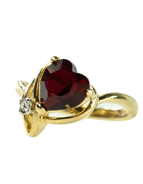 Load image into Gallery viewer, Vintage Jewelry Emerald Austrian Crystal Heart Ring 18k Yellow gold Electroplated Made in the USA by PVD Vintage Jewelry
