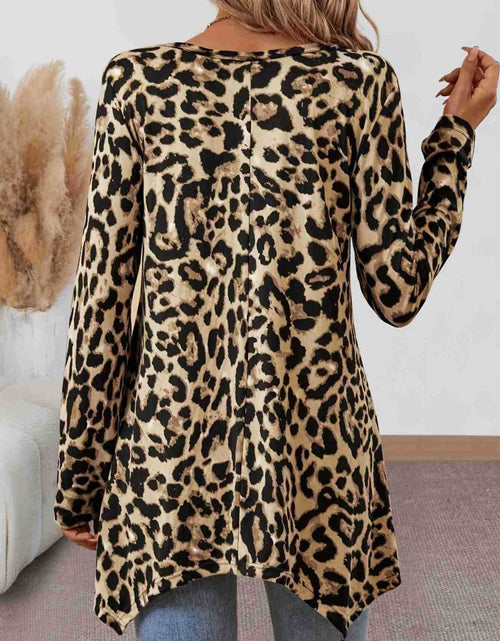 Load image into Gallery viewer, Leopard Round Neck Long Sleeve T-Shirt
