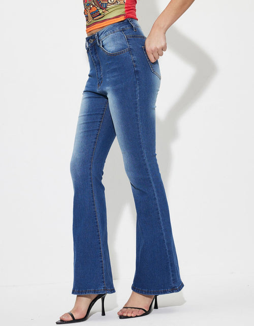 Load image into Gallery viewer, Mid-Rise Waist Bootcut Jeans
