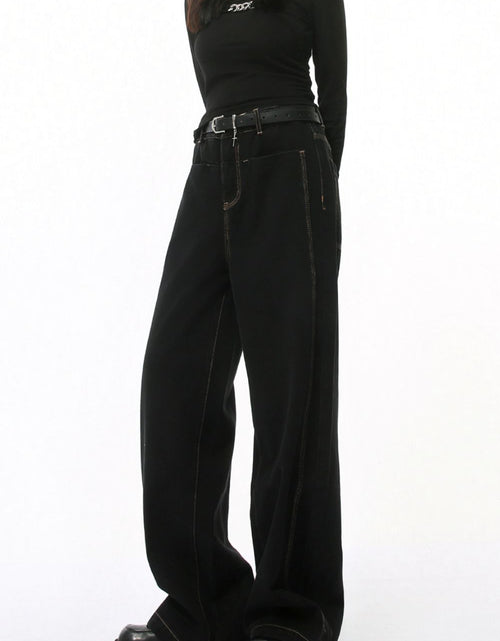 Load image into Gallery viewer, Straight Leg Jeans with Stitch Detail
