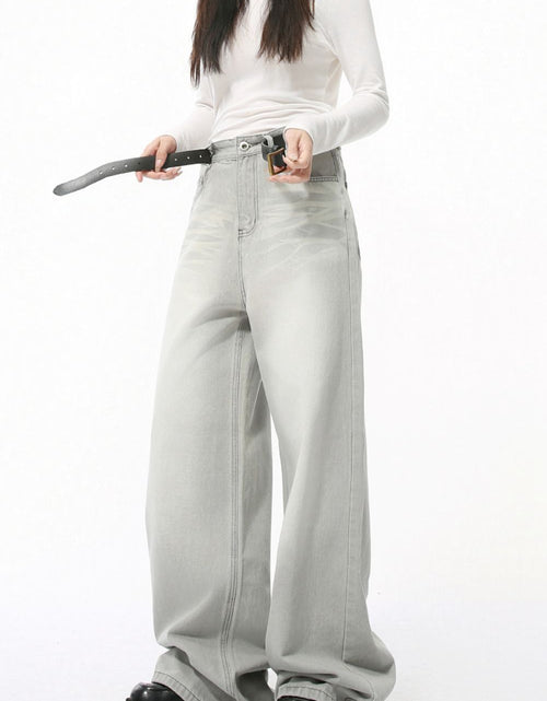 Load image into Gallery viewer, Wide Leg Jeans with Pockets
