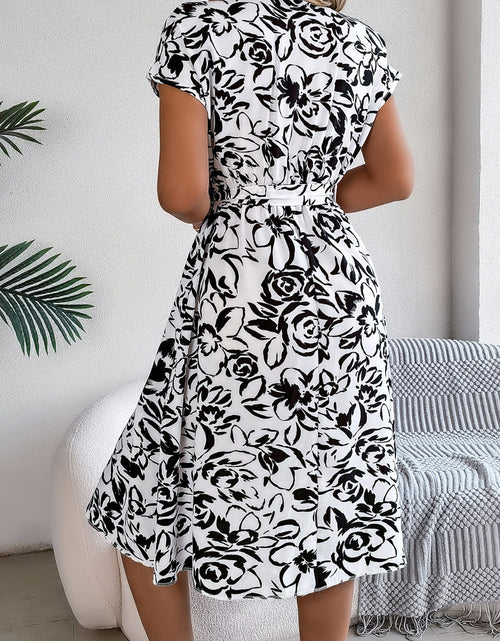 Load image into Gallery viewer, Printed V-Neck Short Sleeve Dress
