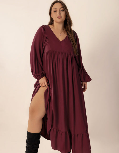 Load image into Gallery viewer, Plus Size Ruffled Hem V-Neck Balloon Sleeve Dress
