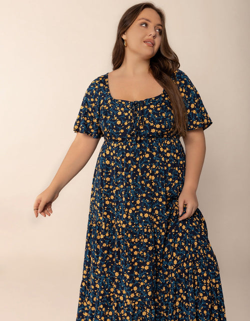 Load image into Gallery viewer, Plus Size Printed Short Sleeve Slit Tiered Maxi Dress
