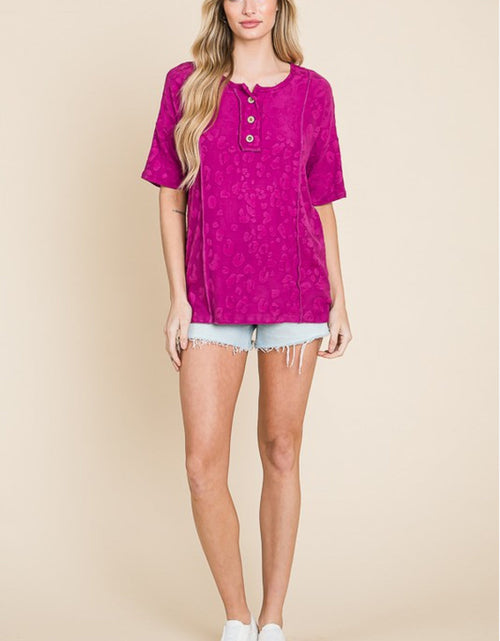 Load image into Gallery viewer, BOMBOM At The Fair Animal Textured Top
