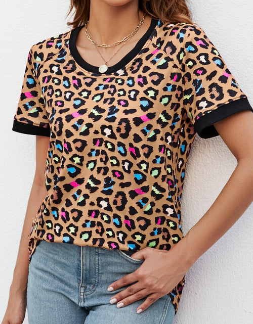 Load image into Gallery viewer, Leopard Round Neck Short Sleeve Tee Shirt
