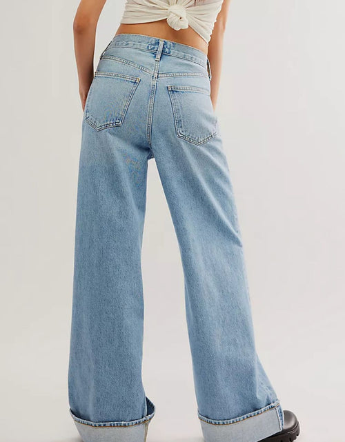 Load image into Gallery viewer, Cuffed Jeans with Pockets
