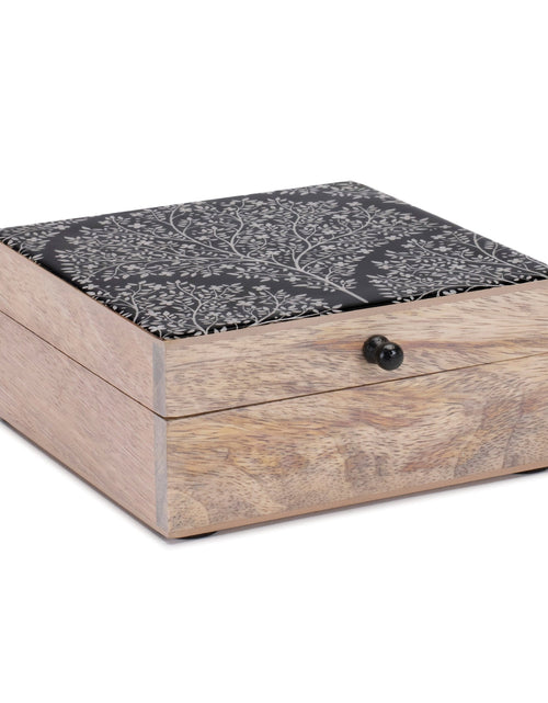 Load image into Gallery viewer, Mango Wood Box with Art Deco Lid 6.5"W
