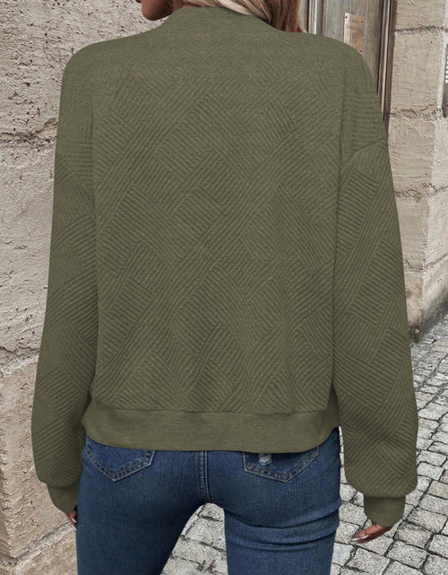 Load image into Gallery viewer, Textured Zip Up Long Sleeve Jacket
