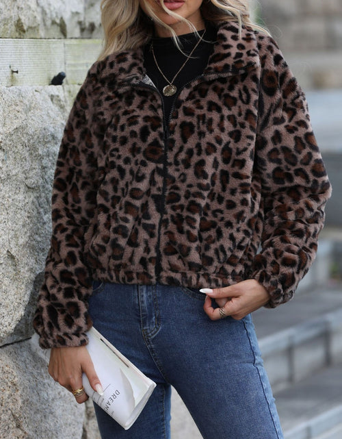 Load image into Gallery viewer, Leopard Collared Neck Zip Up Jacket
