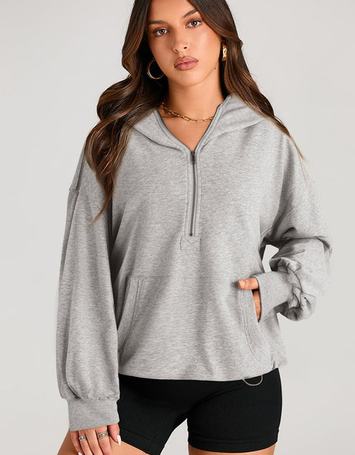 Load image into Gallery viewer, Pocketed Half Zip Long Sleeve Hoodie
