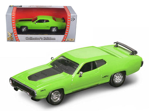Load image into Gallery viewer, 1971 Plymouth GTX 440 6 Pack Green 1/43 Diecast Model Car by Road Signature
