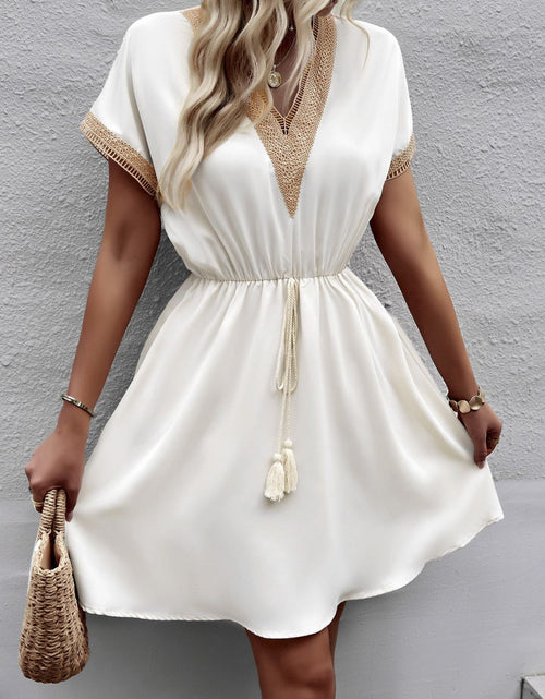 Load image into Gallery viewer, Devine Contrast Trim V-Neck Short Sleeve Mini Dress

