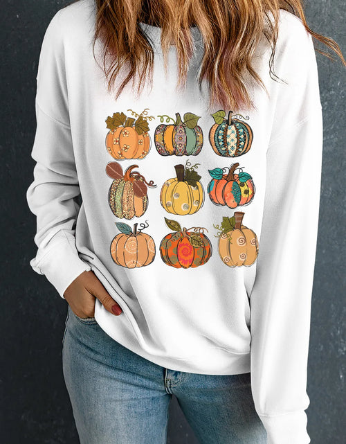 Load image into Gallery viewer, Pumpkin Graphic Long Sleeve Sweatshirt
