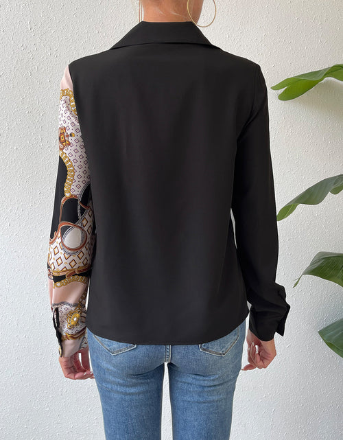 Load image into Gallery viewer, Twist Front Collared Blouse
