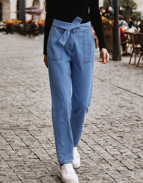 Load image into Gallery viewer, Tied Straight Jeans with Pockets
