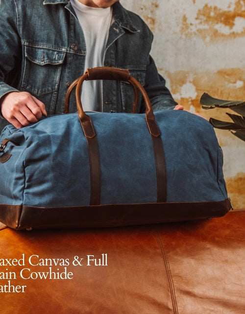 Load image into Gallery viewer, Weekender Bag
