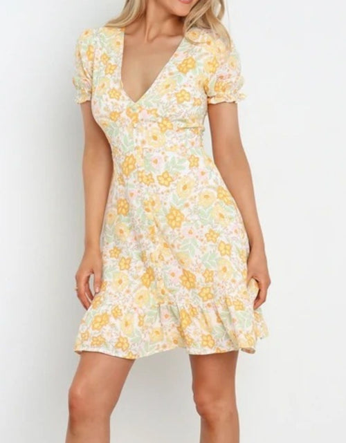 Load image into Gallery viewer, Ruffled Hem Printed Short Sleeve Mini Dress
