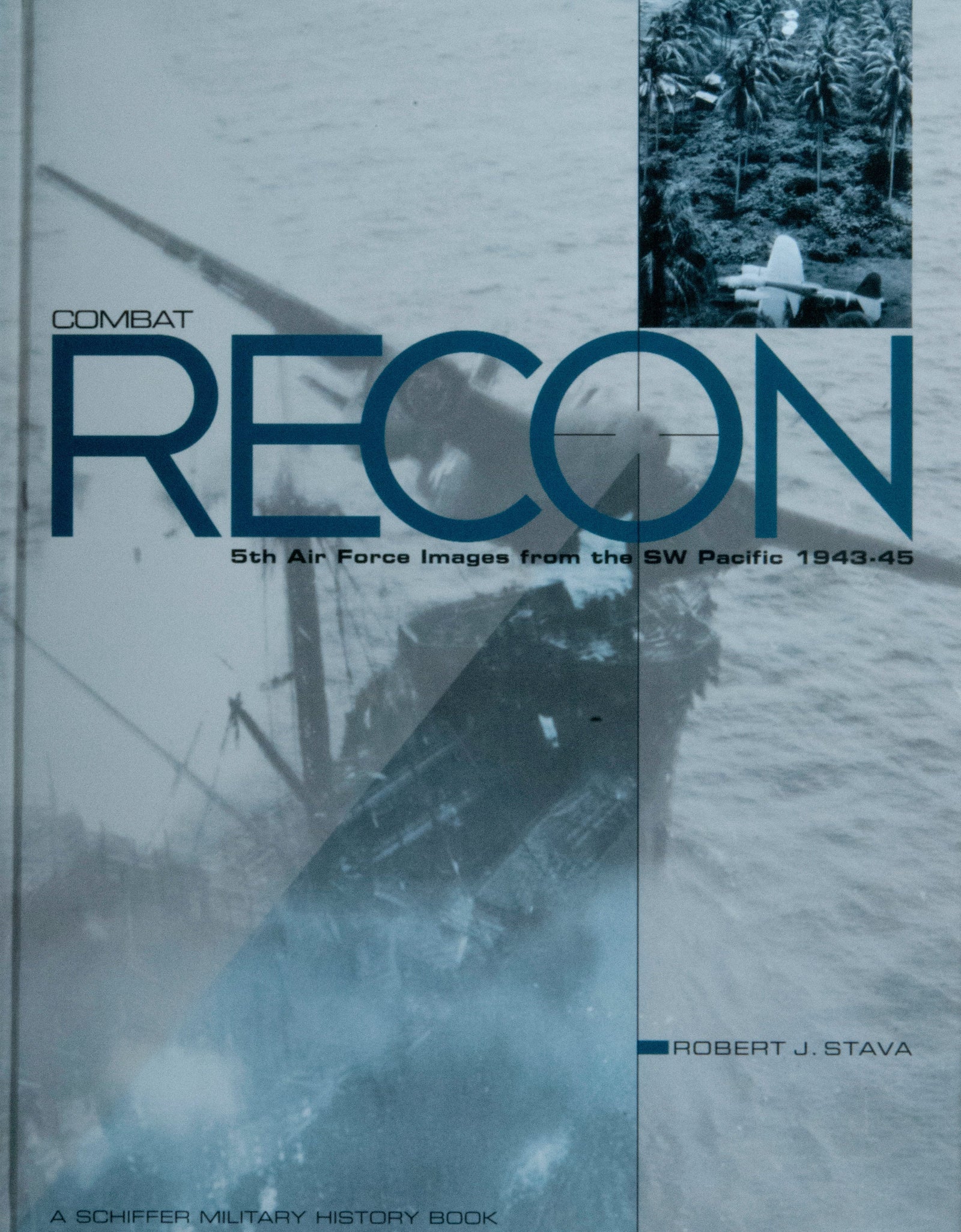 Combat Recon by Schiffer Publishing