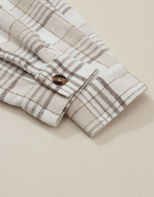 Load image into Gallery viewer, Plaid Removable Hood Button Up Shacket
