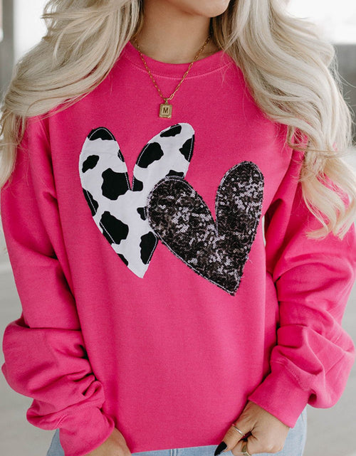 Load image into Gallery viewer, Heart Patch Long Sleeve Sweatshirt
