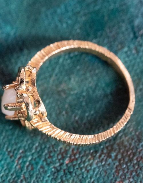 Load image into Gallery viewer, Vintage Jewelry Marquise Cut Jet Black Crystal Cocktail Ring in 18k White Gold Electroplate by PVD Vintage Jewelry

