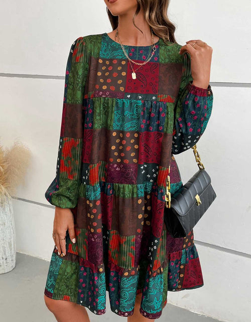 Load image into Gallery viewer, Patchwork Round Neck Long Sleeve Dress
