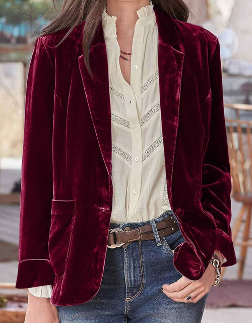 Load image into Gallery viewer, Pocketed Button Up Lapel Collar Blazer
