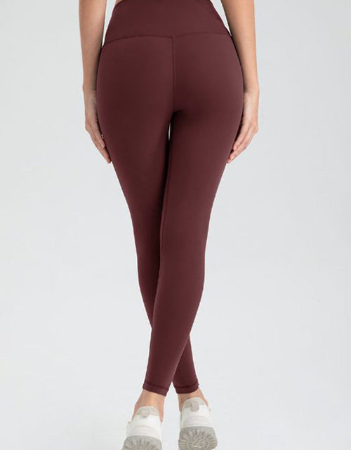 Load image into Gallery viewer, Wide Waistband Slim Fit Active Leggings
