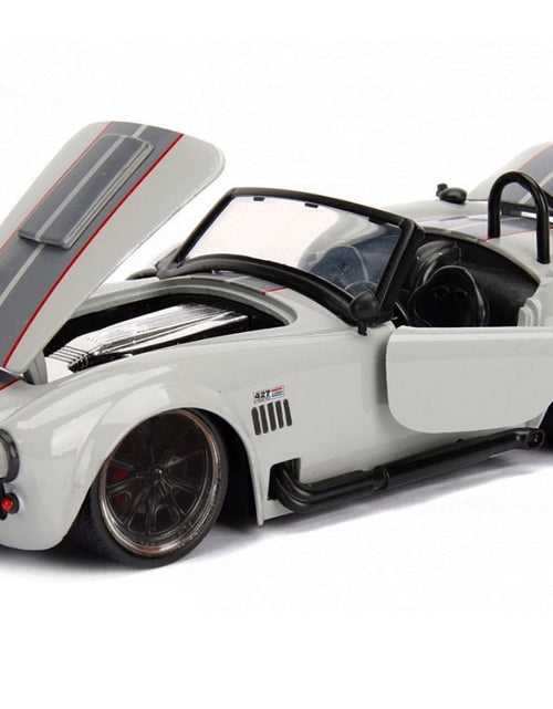 Load image into Gallery viewer, 1965 Shelby Cobra 427 S/C Grey 1/24 Diecast Model Car by Jada
