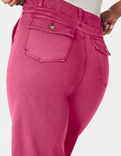 Load image into Gallery viewer, High Waist Jeans with Pockets
