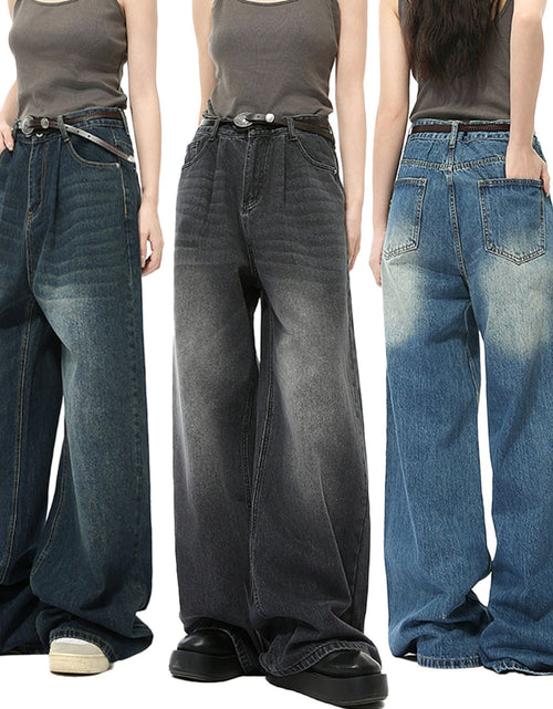 Load image into Gallery viewer, Wide Leg Jeans with Pockets
