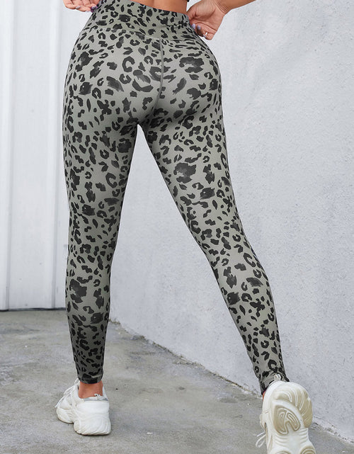 Load image into Gallery viewer, Leopard Print Wide Waistband Leggings
