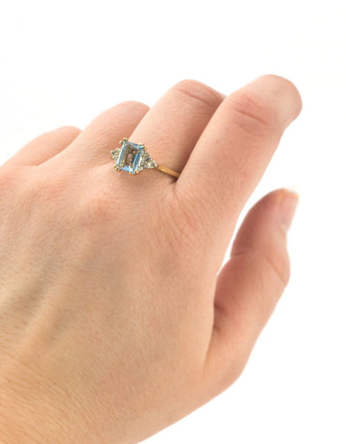 Load image into Gallery viewer, Vintage Ring Clear Austrian Crystals 18k Yellow Gold Electroplated Womens Birthstone Made in USA by PVD Vintage Jewelry
