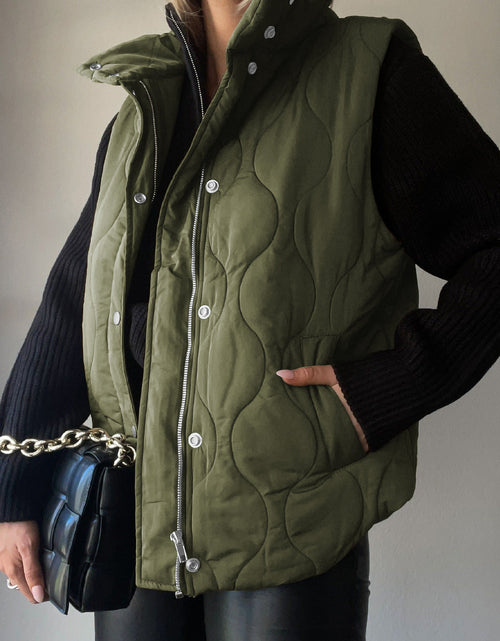 Load image into Gallery viewer, Collared Neck Vest with Pockets

