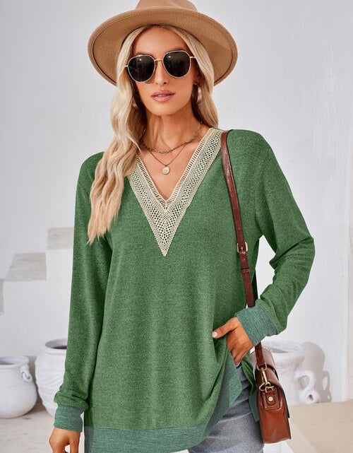 Load image into Gallery viewer, Crochet Contrast V-Neck Long Sleeve Slit T-Shirt
