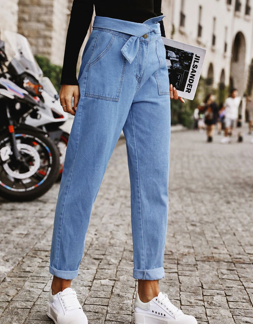 Load image into Gallery viewer, Tied Straight Jeans with Pockets
