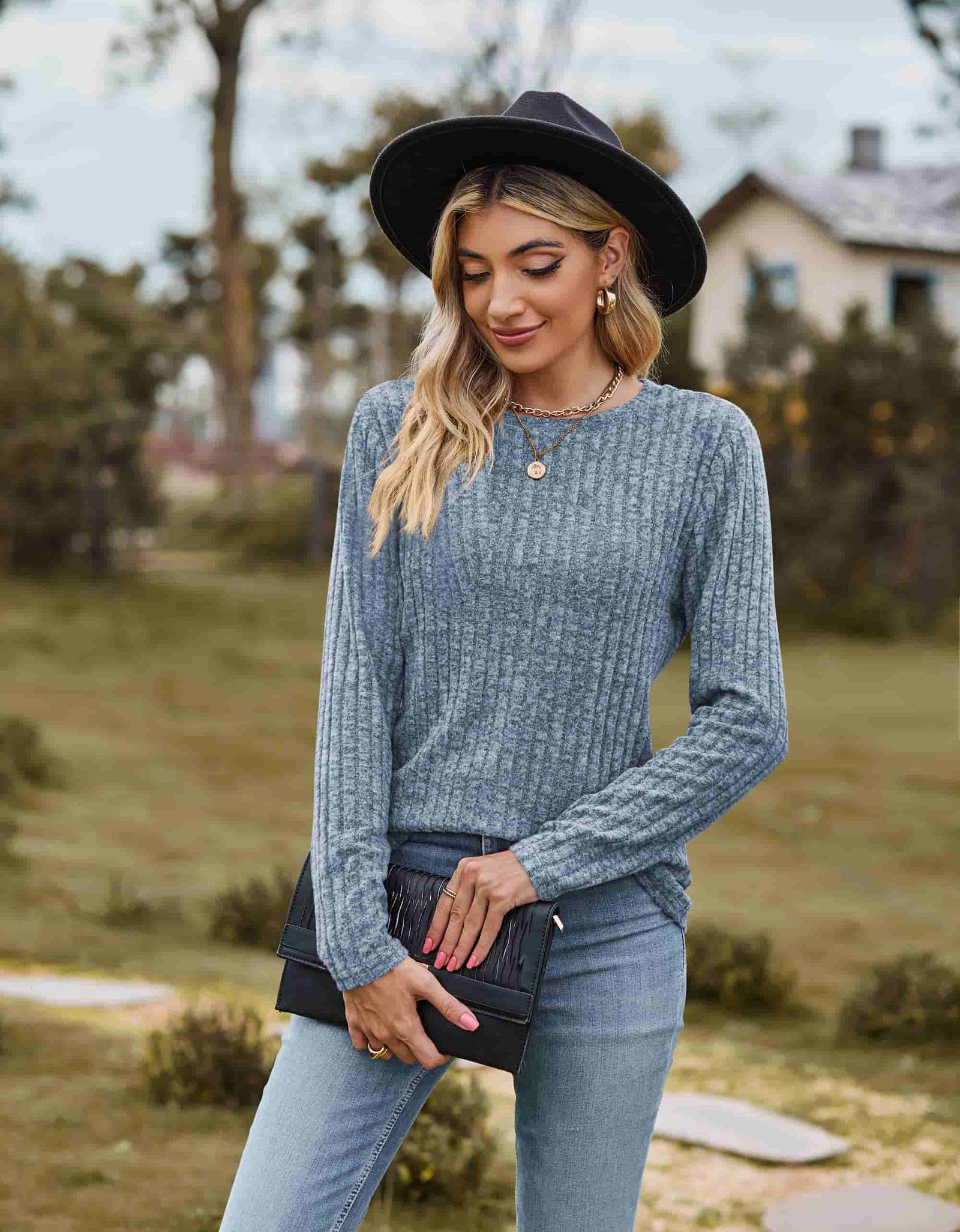 Ribbed Round Neck Long Sleeve Tee
