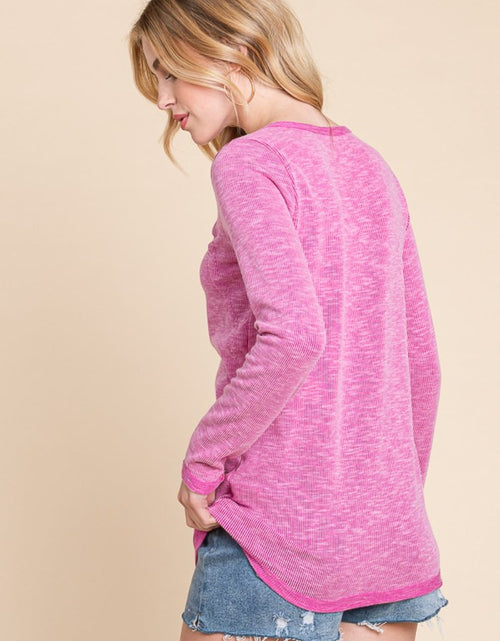 Load image into Gallery viewer, Reborn J Contrast Trim Half Button Long Sleeve T-Shirt
