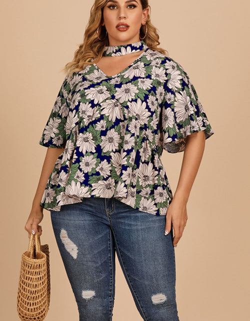 Load image into Gallery viewer, Plus Size Floral Flutter Sleeve Cutout Blouse
