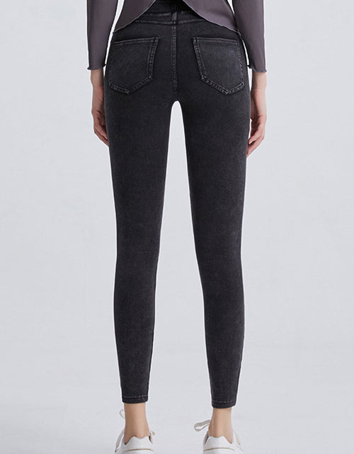 Load image into Gallery viewer, High Waist Cropped Jeans
