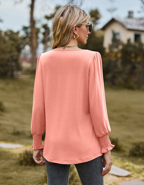 Load image into Gallery viewer, Puff Sleeve Pleated Blouse
