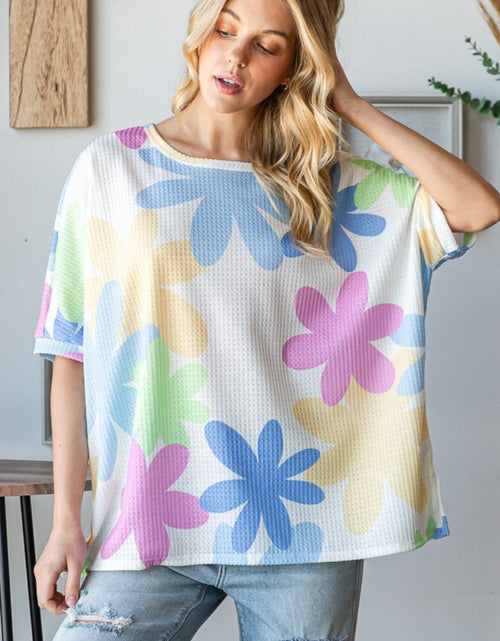 Load image into Gallery viewer, HOPELY Floral Round Neck Waffle T-Shirt
