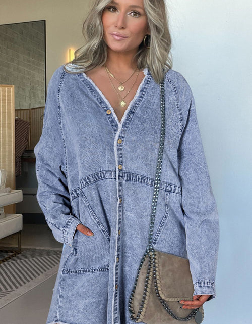 Load image into Gallery viewer, Raw Hem Button Down Long Sleeve Denim Dress
